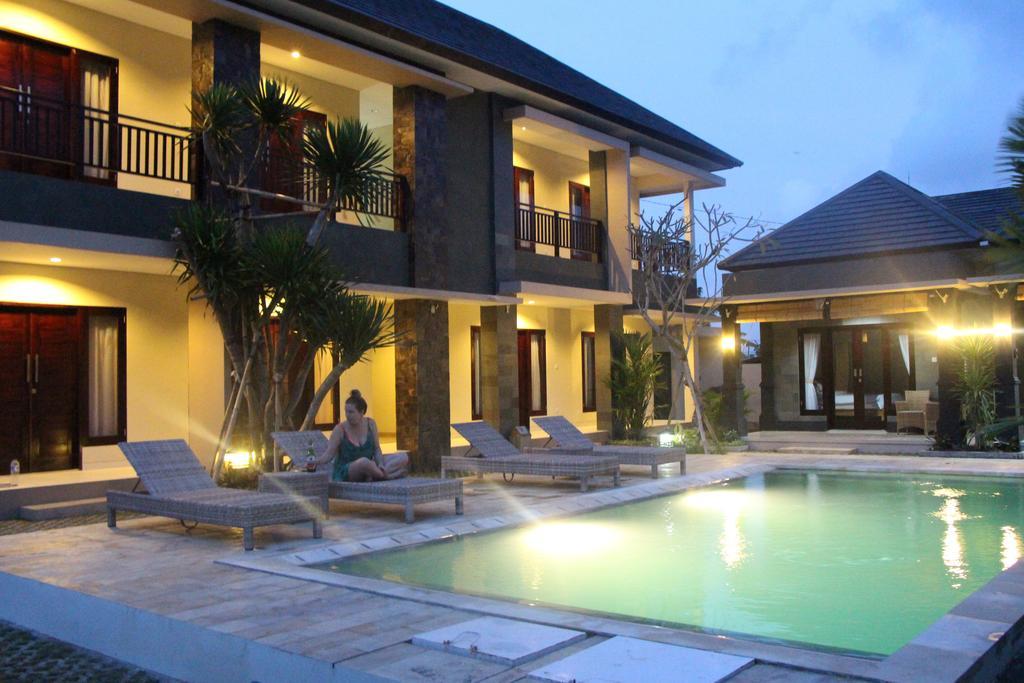 Jonsen Homestay Canggu  Exterior photo