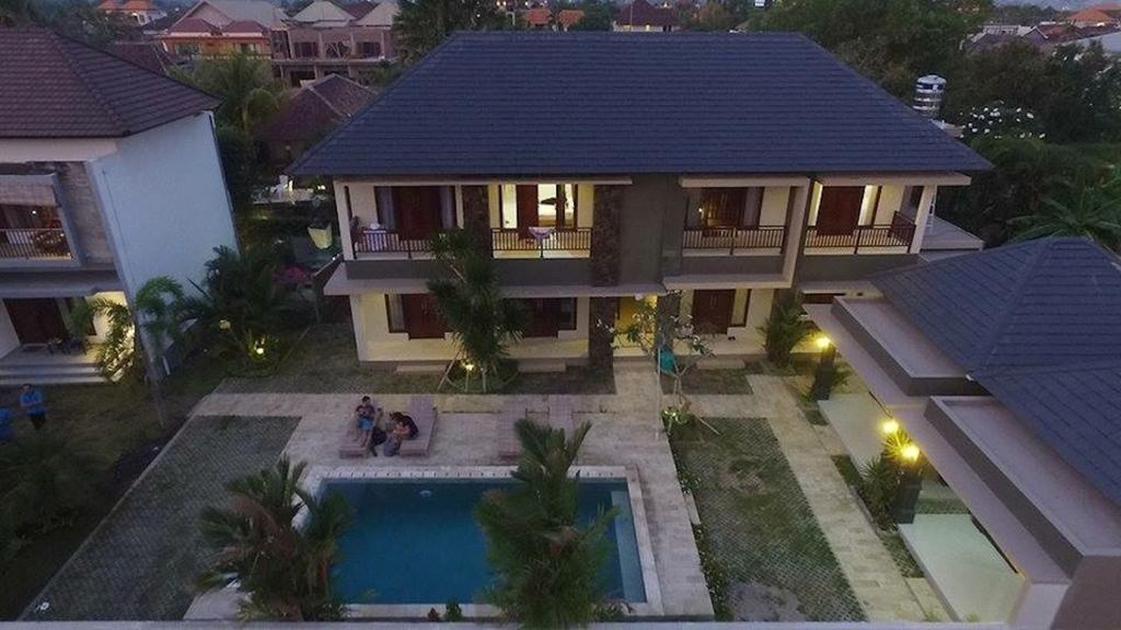 Jonsen Homestay Canggu  Exterior photo