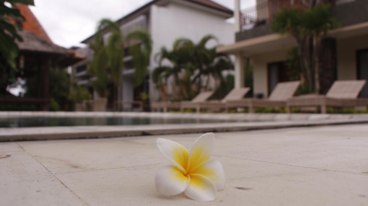 Jonsen Homestay Canggu  Exterior photo